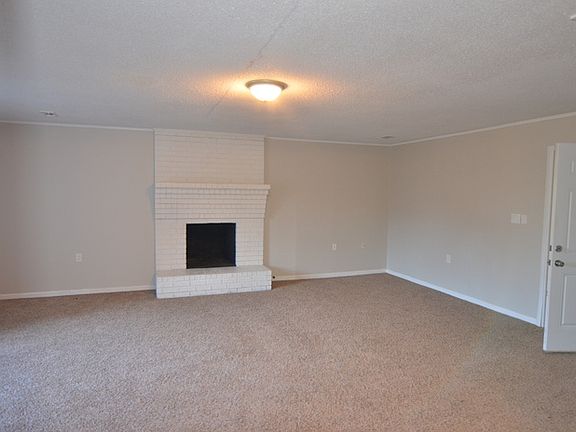 2nd image of 3627 Spanish Trace Dr