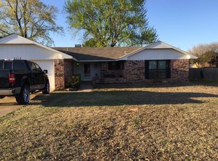 3113 Woodside Dr, Ardmore, OK 73401