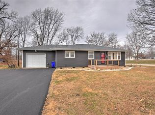 583 N 34th St, Decatur, IL 62521