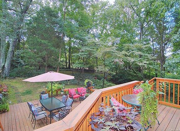 3rd image of 5425 Eastwych Ct