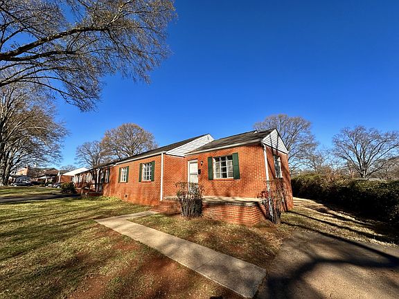 2nd image of 411 Poindexter Dr