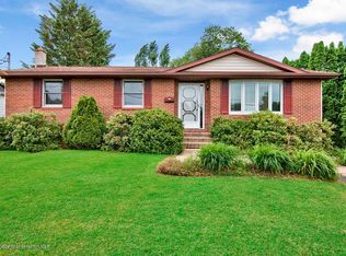 3232 Coyne Ave, Scranton, PA 18505