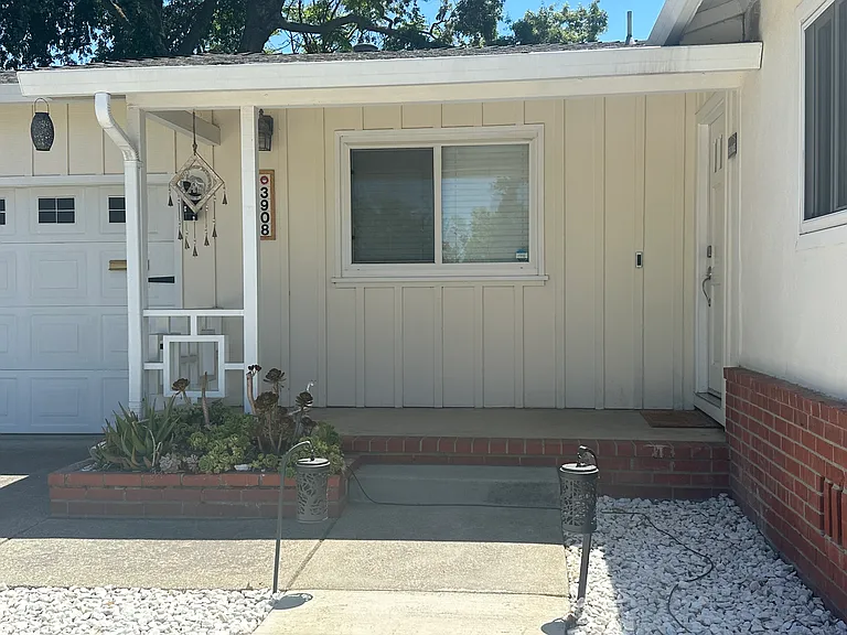 3908 Beechwood Dr — Photo 3