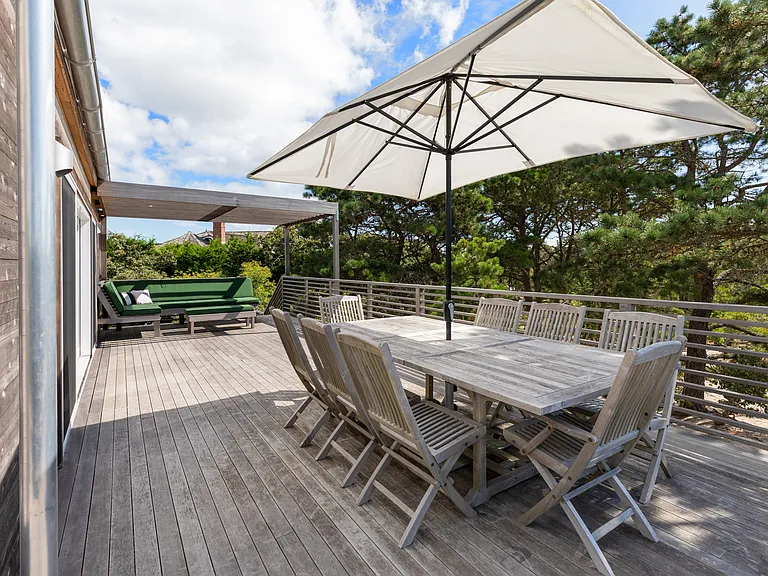 6 Castle Ct — Photo 18