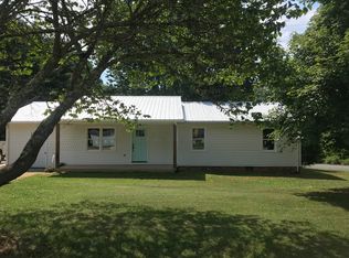 180 Old Highway Rd, Rogersville, TN 37857
