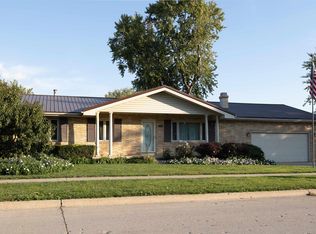 1101 E 8th St, Storm Lake, IA 50588