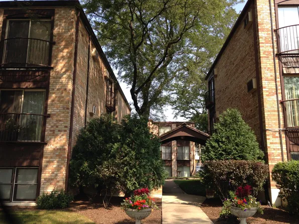 1950 Cherry Ln APT 114, Northbrook, IL 60062