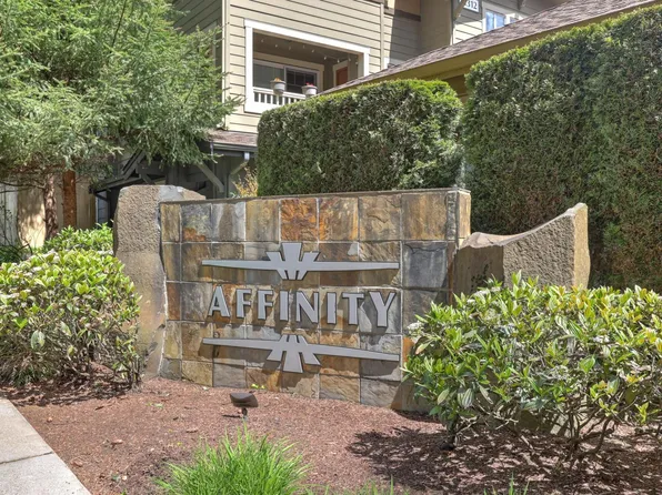 11306 124th Ave NE #202, Kirkland, WA 98033