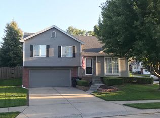 18731 S St, Omaha, NE 68135