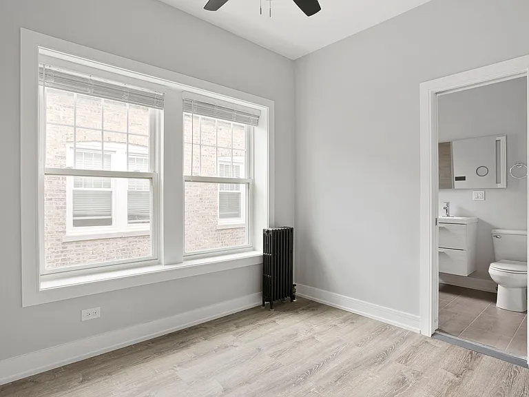 6035-6045 N Winthrop Ave #1055-1067 — Photo 98