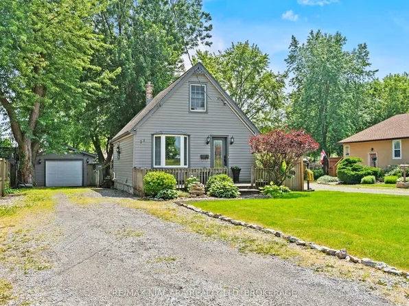 71 Quaker Rd, Welland, ON L3C 3G3