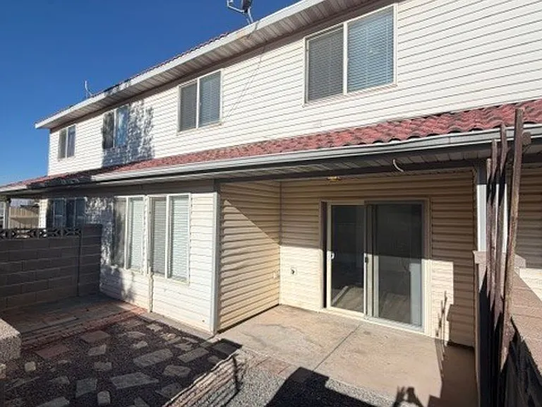 794 N 195 W — Photo 15