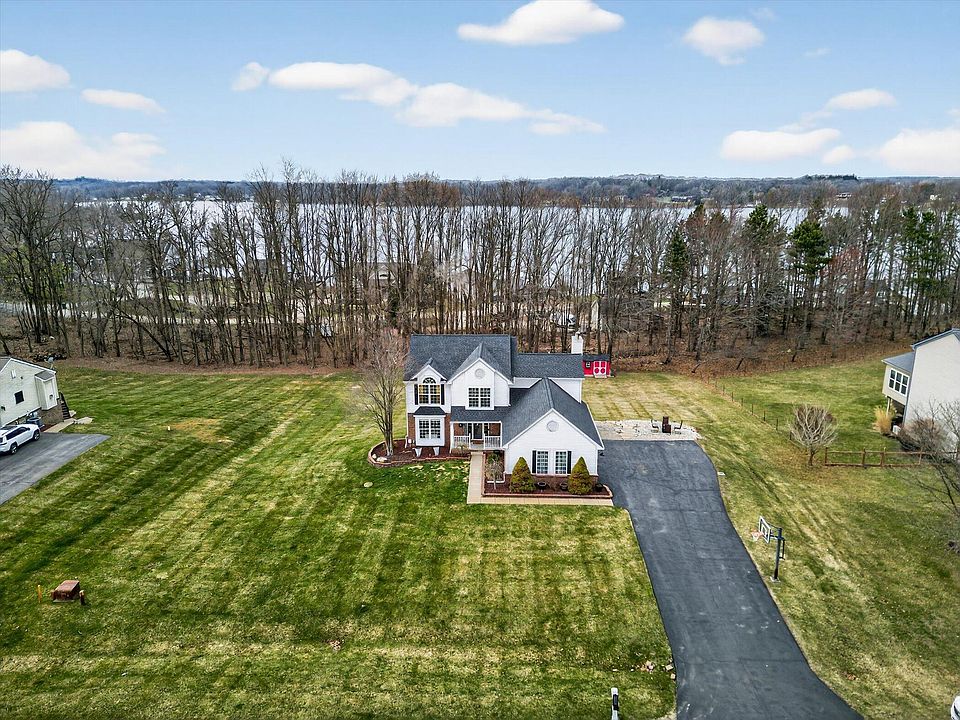 1st image of 7233 N Lake Orchard Dr