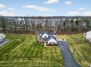 7233 N Lake Orchard Dr, Gregory, MI 48137