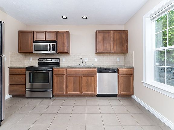 4th image of 1126 S Coeur D Alene St Unit S1106