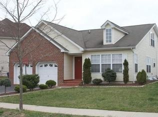 9 Canal View Dr, Lawrence, NJ 08648