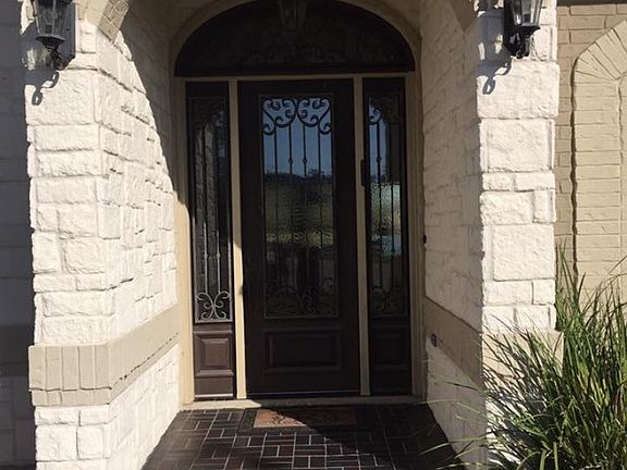 3rd image of 1033 Heritage Oaks Dr