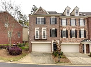 530 Vinings Estates Dr SE, Mableton, GA 30126