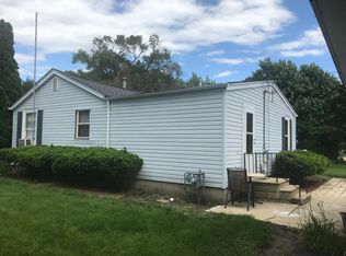 2219 University St, Crest Hill, IL 60403