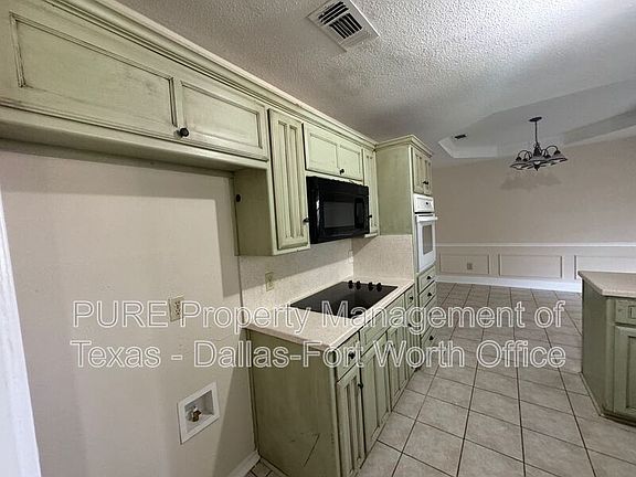5th image of 7512 Oak Park Dr Unit 7512