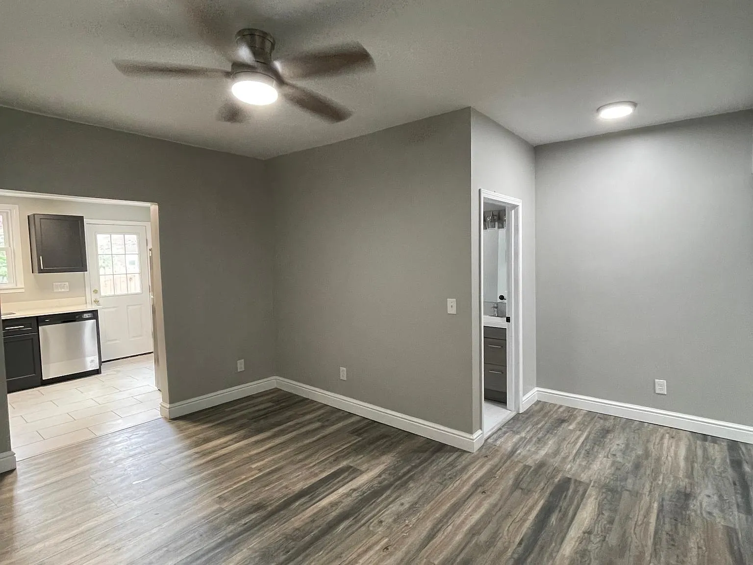 465 Taylor St — Photo 4