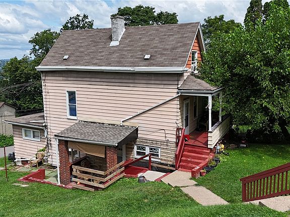 2nd image of 366 Lecanto Ave