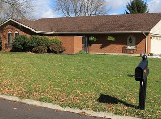 351 Winding Ridge Dr, Dayton, OH 45415