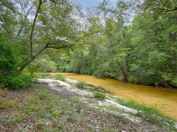 6244 Turkey Track Rd, Crestview, FL 32539