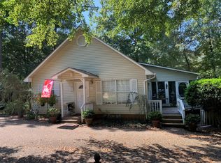 960 Lakeshore Dr, Camden, AL 36726