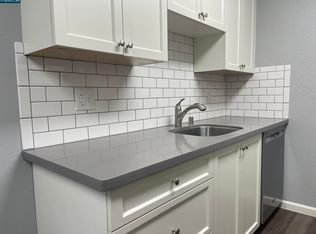 159 Virginia Hills Dr #1, Martinez, CA 94553