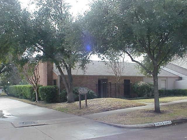 1st image of 11814 Southlake Dr