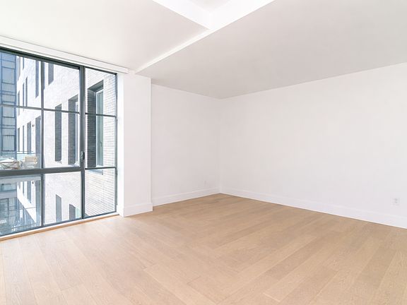 2nd image of 2218 Jackson Ave APT 614