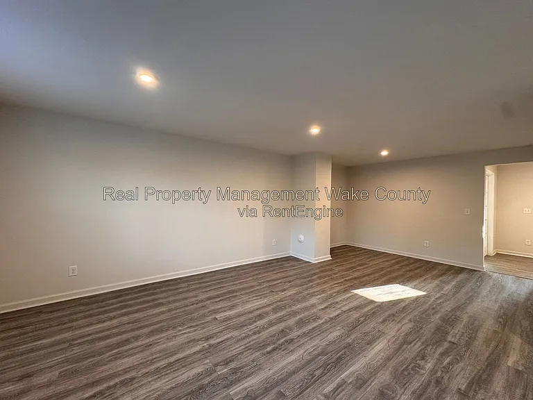8604 Red Canyon Way — Photo 20
