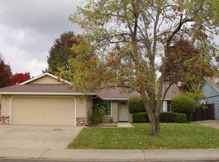 2548 Dewberry Dr, Redding, CA 96003