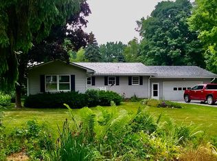 3792 Peninsular Shores Dr, Grawn, MI 49637