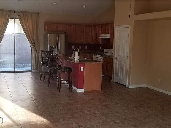 2nd image of 8133 Chimney Bluffs St