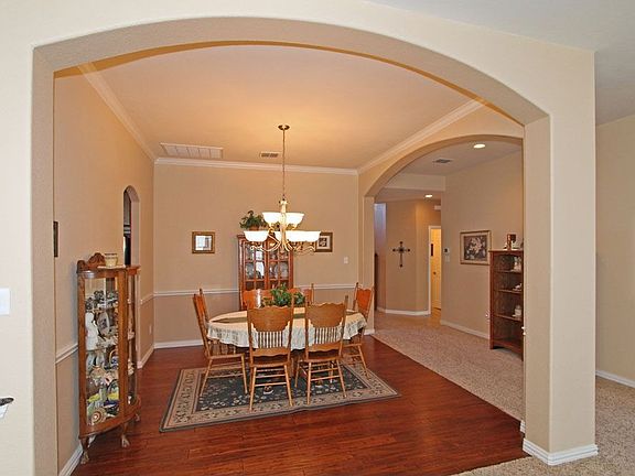 Formal Dining