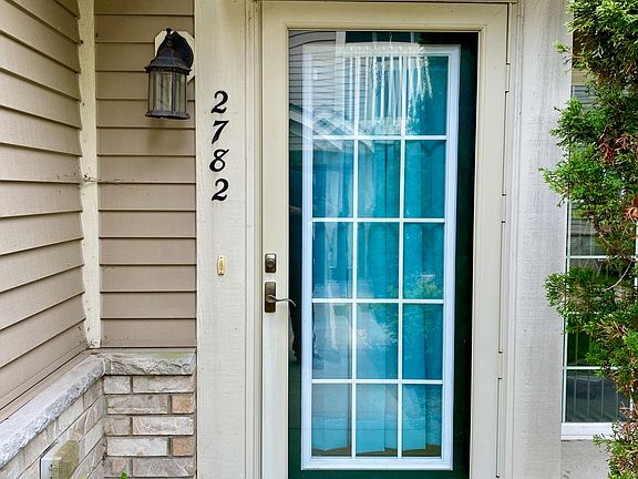 2nd image of 2782 Hidden Dr #124