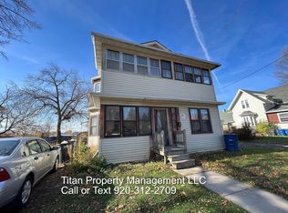 1217 High Ave #2, Oshkosh, WI 54901