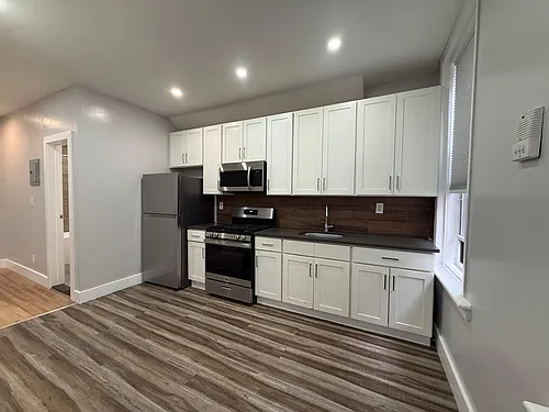 168 Ocean Ave Photo 1