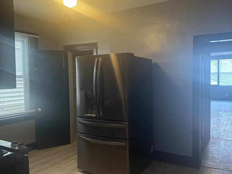 9548 S Avenue M #1 — Photo 8