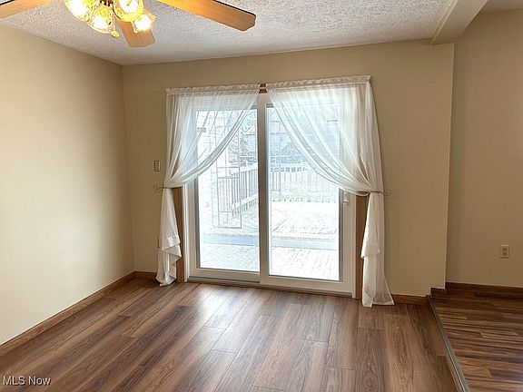 5th image of 475 Starview Dr