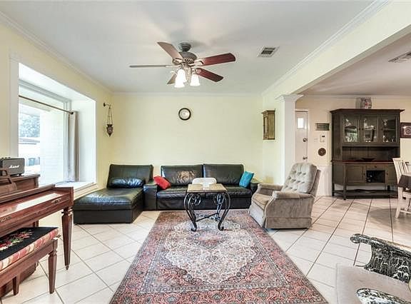 5th image of 7523 Meadowview Ln
