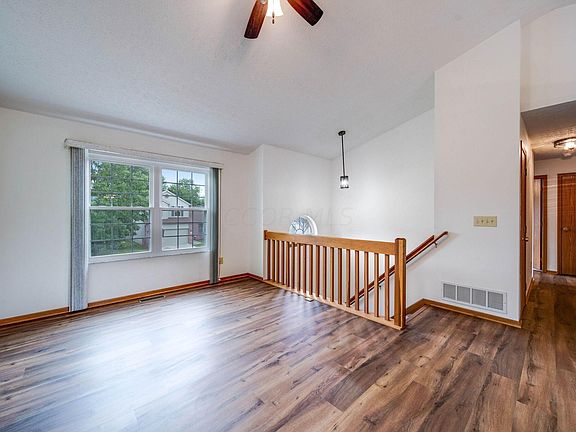4th image of 7889 Merdon Dr