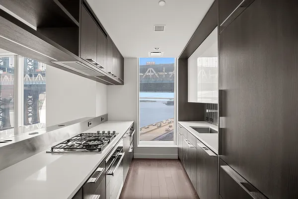 Rented by Compass | media 9