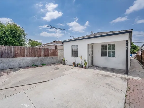 2322 E 108th St, Los Angeles, CA 90059