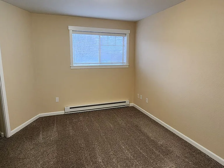Westridge Apartments — Photo 16