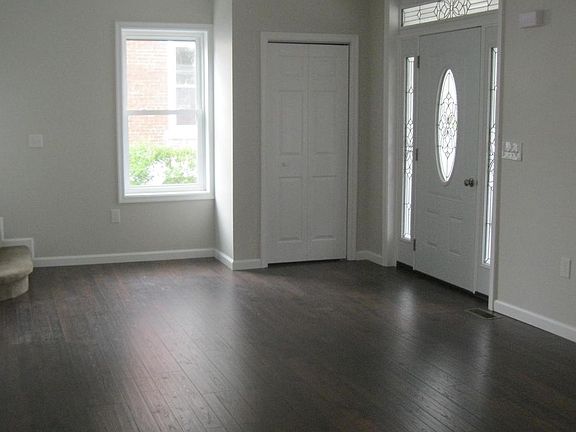 3rd image of 212 E Penn Ave
