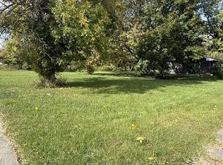 3263 Oakwood Ave, Saginaw, MI 48601