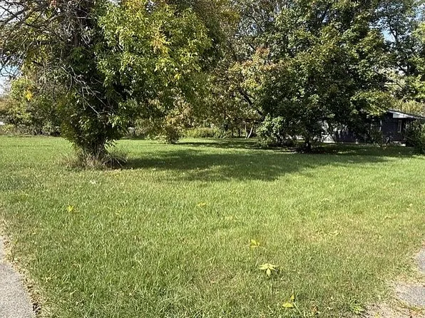 3263 Oakwood Ave, Saginaw, MI 48601